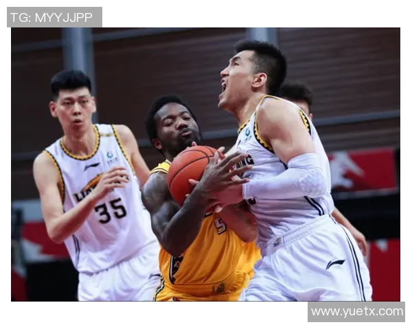 迈阿密热火与犹他爵士的激烈对决引发球迷热议与期待