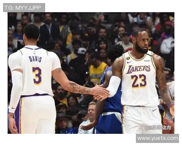 休斯顿与波特兰激战正酣比分揭晓引发球迷热议